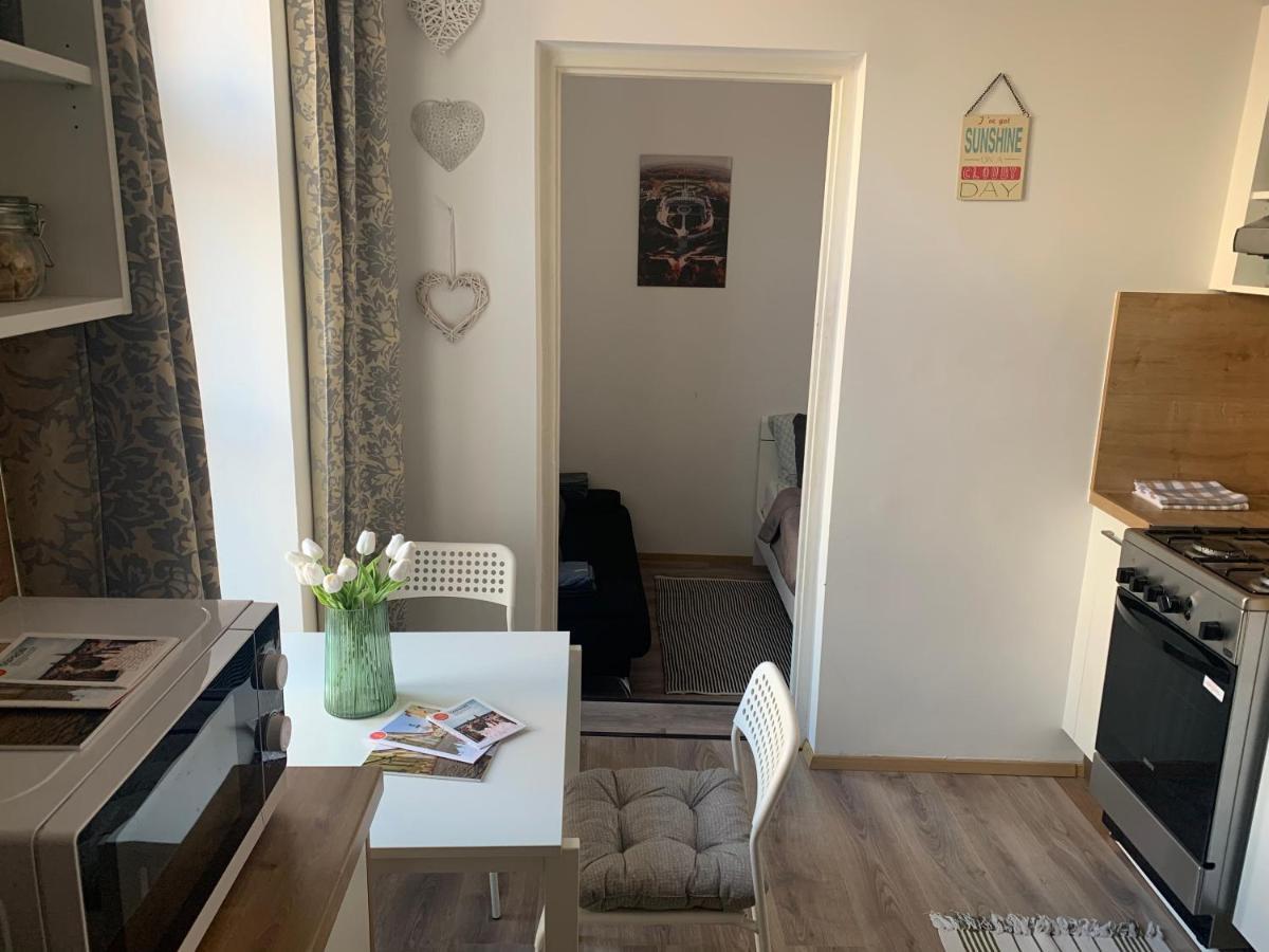 Studio77 Apartman Lägenhet Sopron Exteriör bild