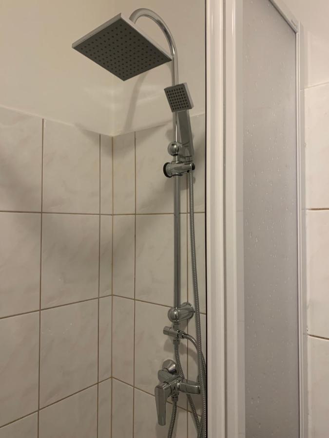 Studio77 Apartman Lägenhet Sopron Exteriör bild